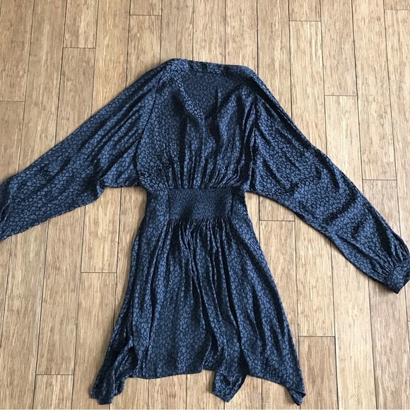 All Saints Animal Print Long Sleeve Mini Dress Asymmetrical Handkerchief Medium - Picture 2 of 7